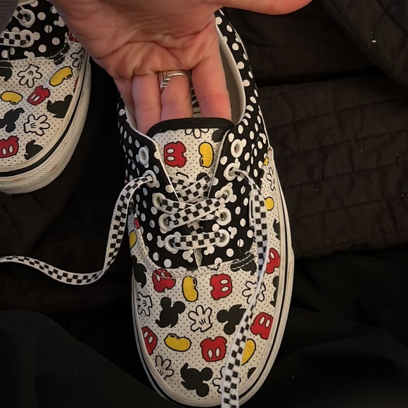 Limited edition custom designed 90th birthday Mickey mouse vans - Picture 6 of 7